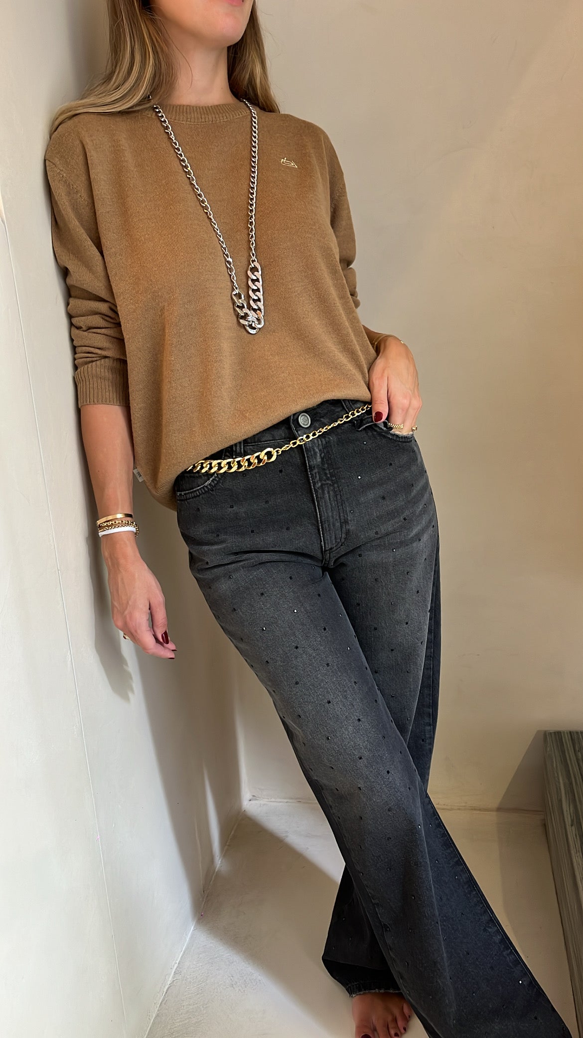 Simple knitwear